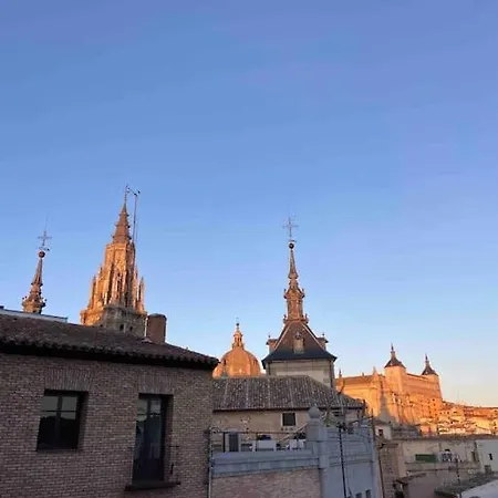 Atico En Toledo Con Terraza Appartement Buitenkant foto