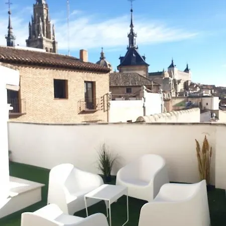 Atico En Toledo Con Terraza Appartement Buitenkant foto